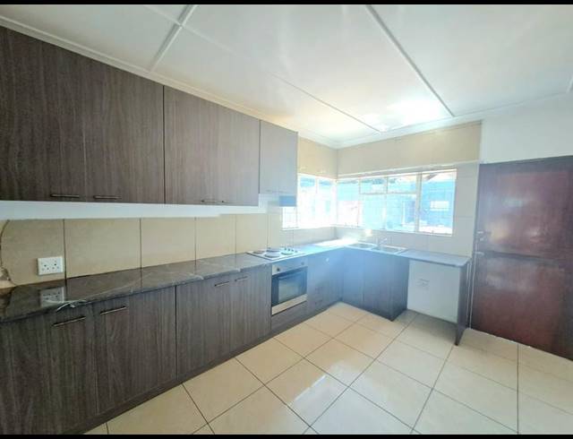 3 BEDROOM HOUSE FOR SALE IN ARCON PARK